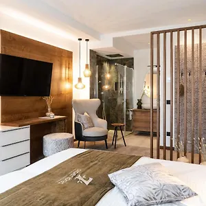 https://sibenbras-natural-aparthotel.it-lombardy.com